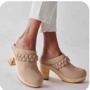 Dolce Vita Hila Braided Clogs Mules Platform Wood Heel Nude Leather Size 6